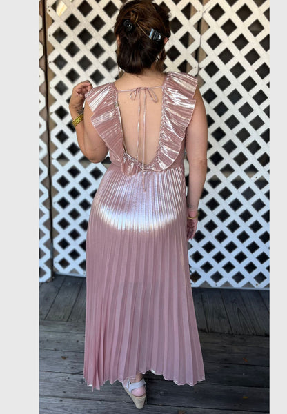 Pleated maxi dress shiny pink