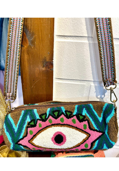 Handmade clutches Wayuu